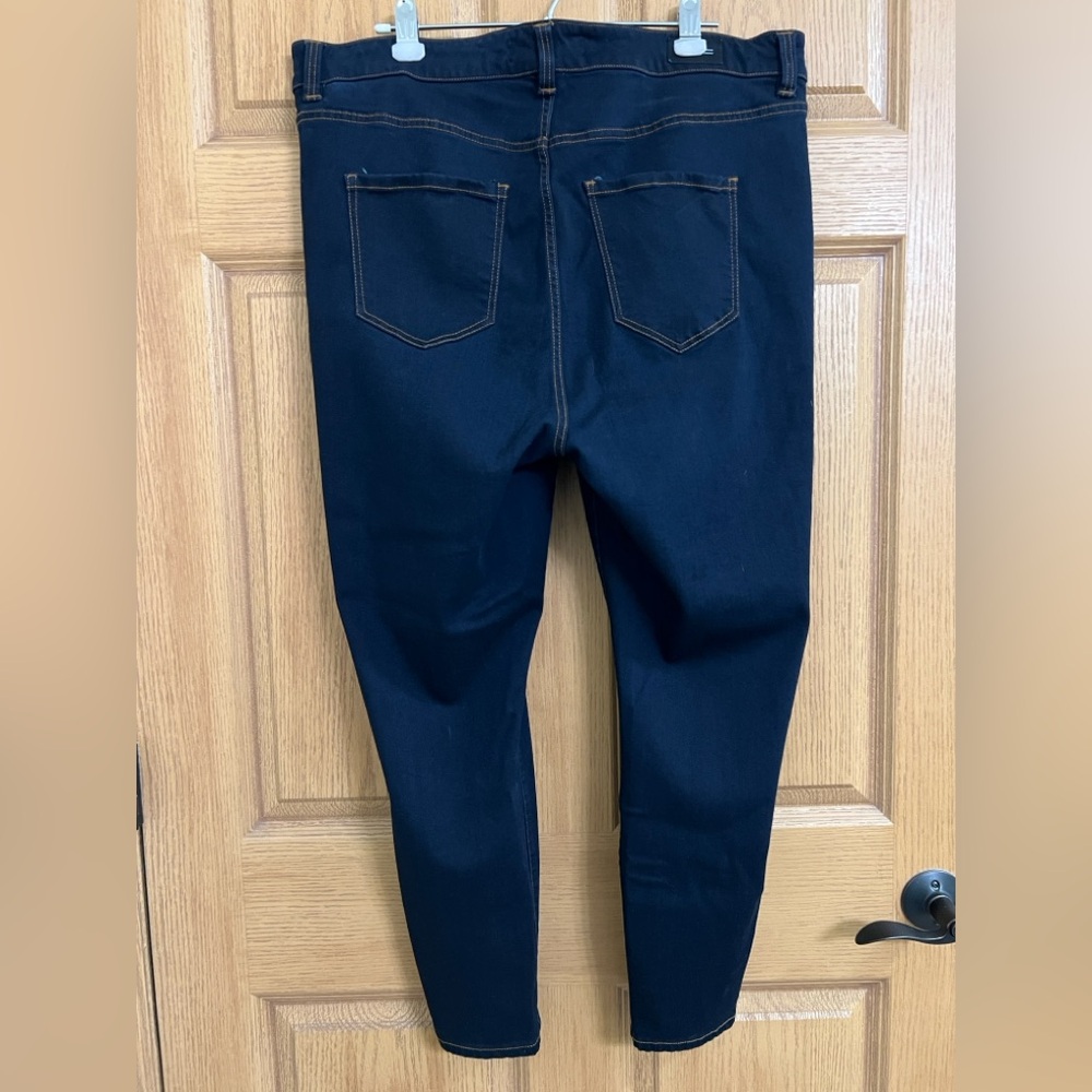 Liverpool Jeans - Picture 2 of 13